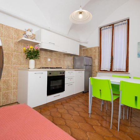 Casa Vicino Al Mare Apartment Финале Лигуре Екстериор снимка